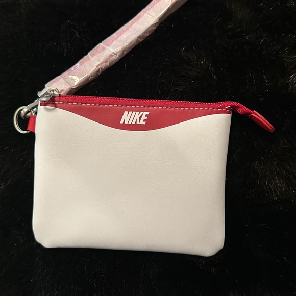 NIKE CORTEZ WRISTLET - Picture 3 of 5